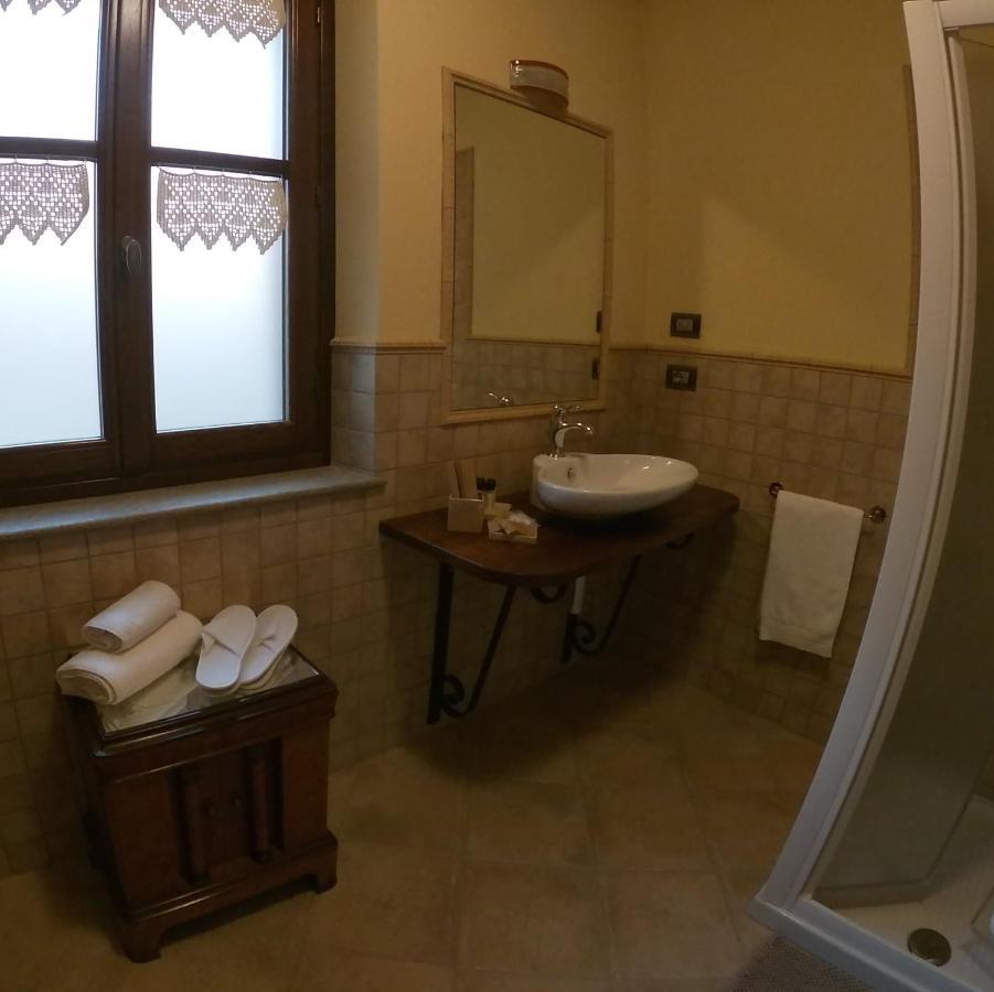Agriturismo Locanda Dei Cacciatori Dogliani Luaran gambar
