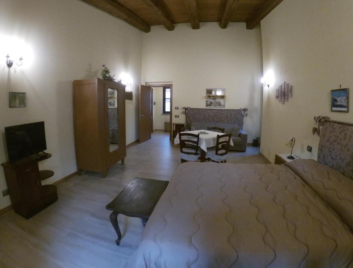 Agriturismo Locanda Dei Cacciatori Dogliani Luaran gambar