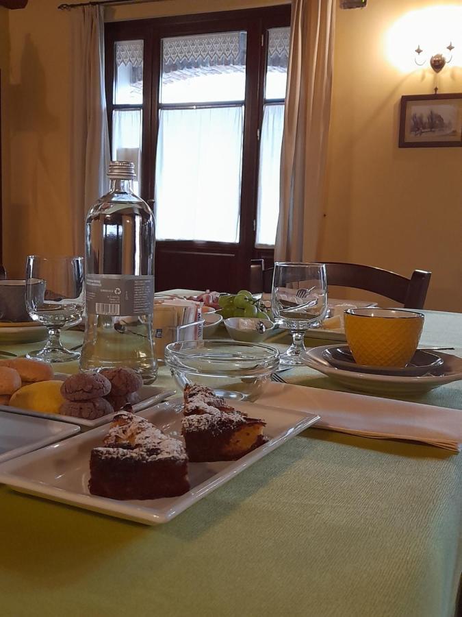 Agriturismo Locanda Dei Cacciatori Dogliani Luaran gambar