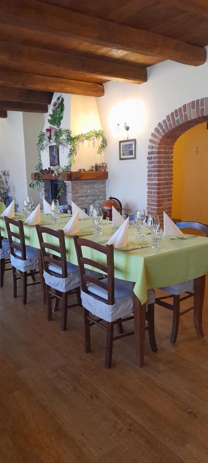 Agriturismo Locanda Dei Cacciatori Dogliani Luaran gambar